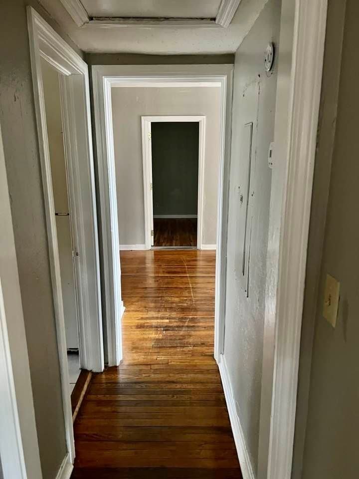 610 Collins Dr - Photo 3 of 15
