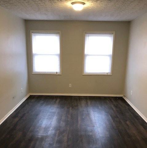 35 Kenway St - Photo 7 of 11