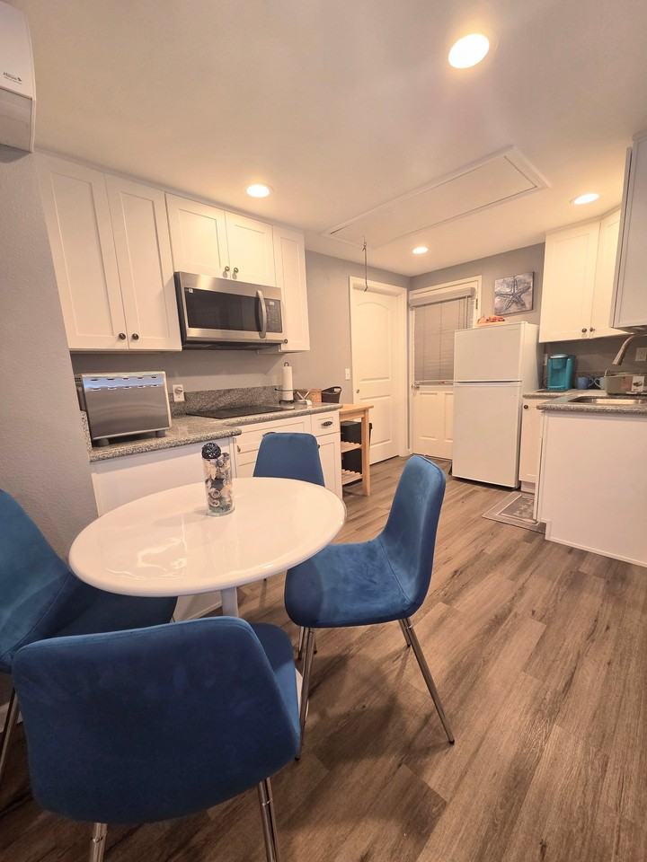 248B Bluefield Ave - Photo 3 of 14