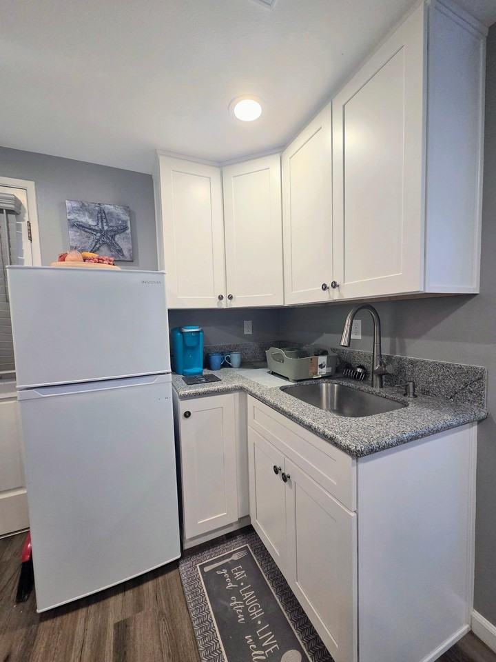 248B Bluefield Ave - Photo 5 of 14