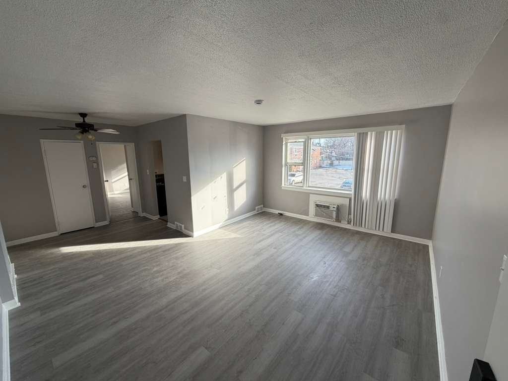 1500 Luxor Rd East Cleveland, Oh 44118, Usa #206 - Photo 3 of 10