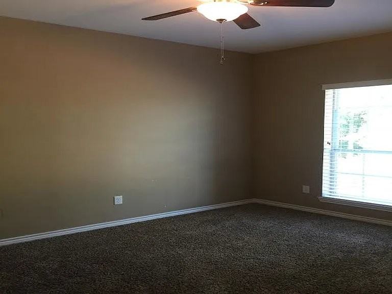512/514 Harrison - Photo 2 of 6