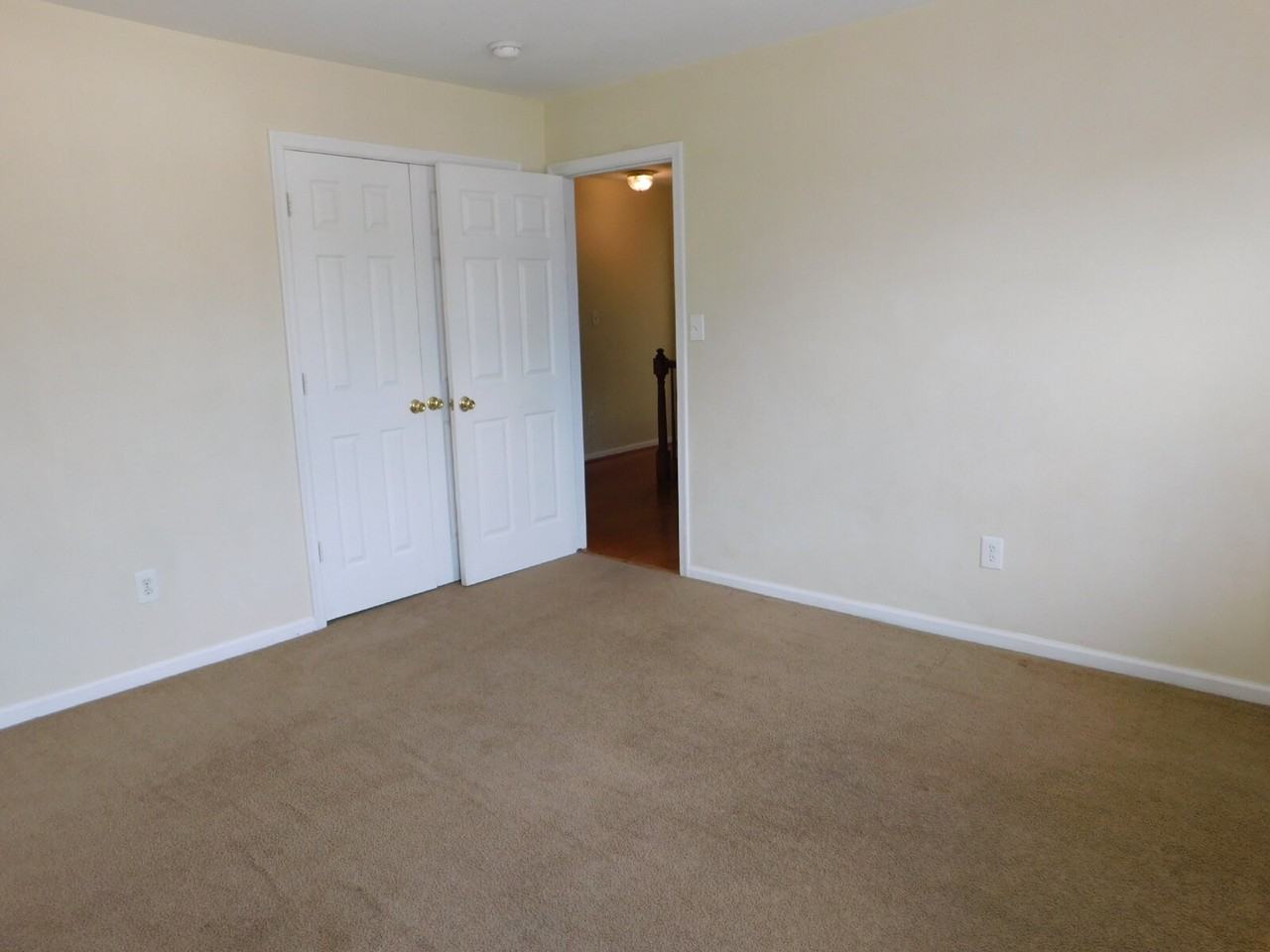 7559 Hughart St - Photo 3 of 50