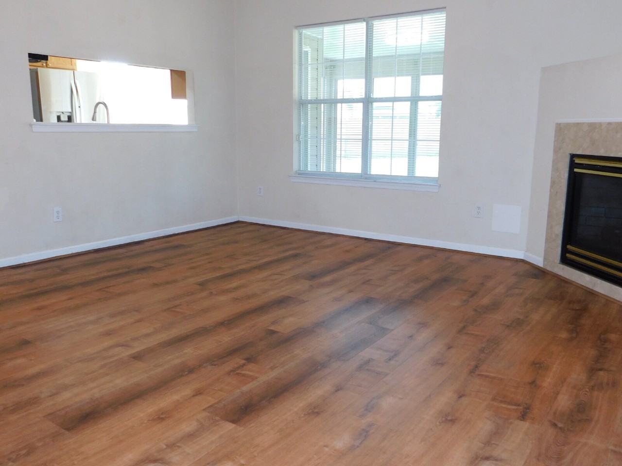 7559 Hughart St - Photo 7 of 50