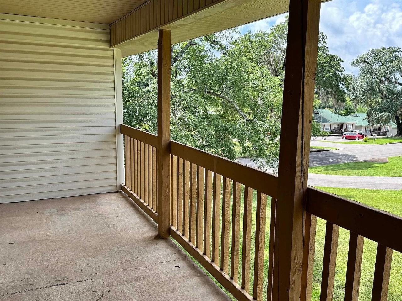 1108 Greentree Ct - Photo 2 of 15