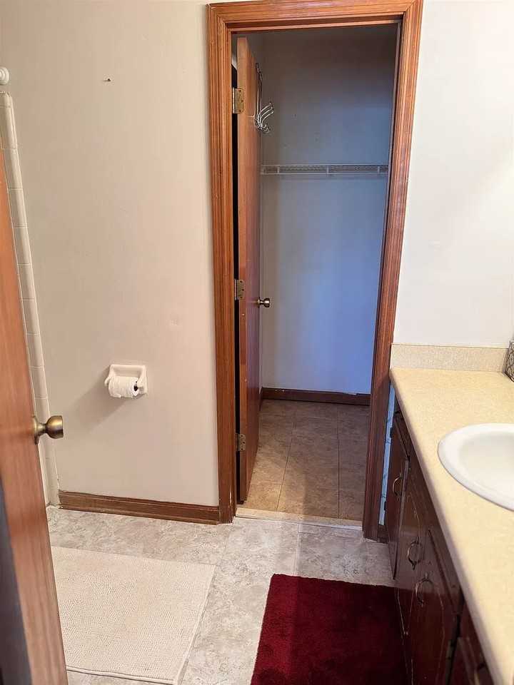 1108 Greentree Ct - Photo 5 of 15