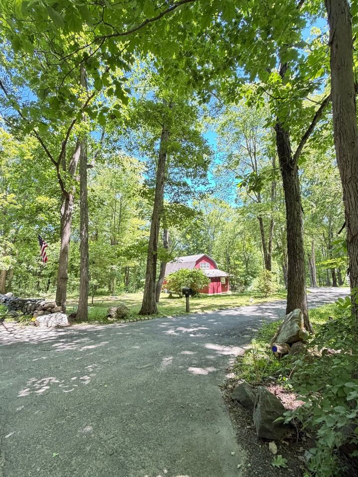 300 Chestnut Hill Rd - Photo 6 of 22