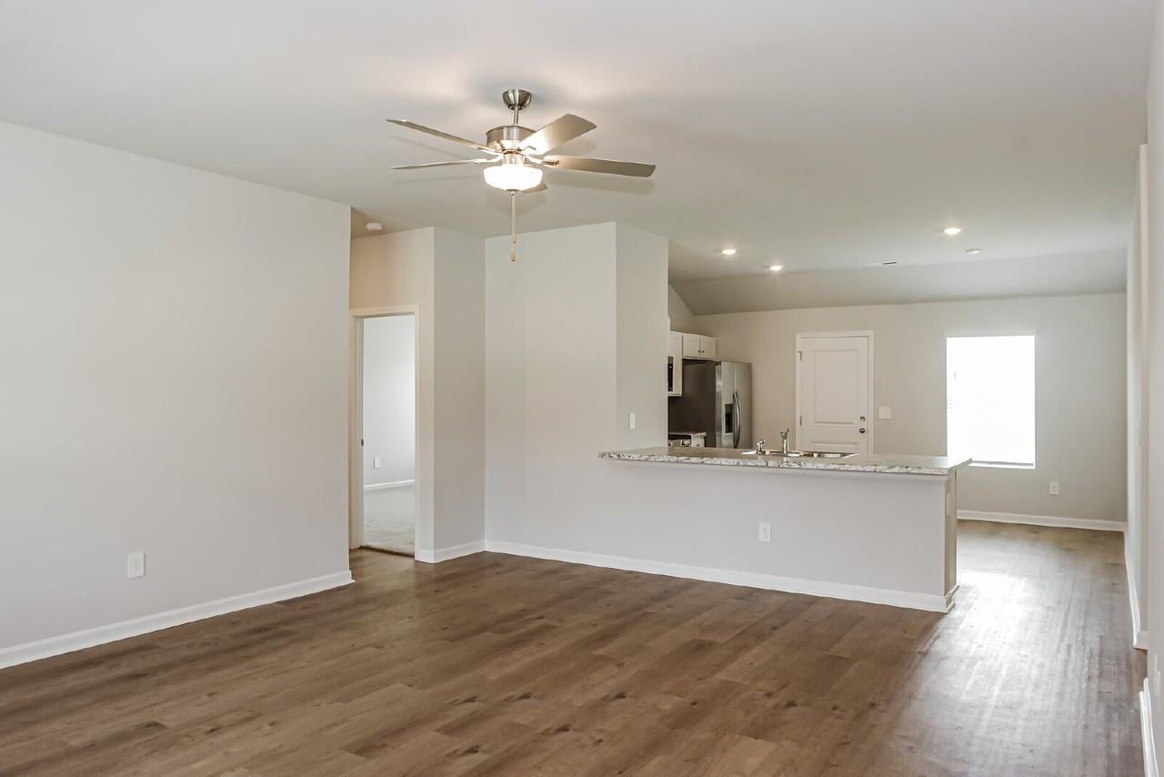 306 Spanish Moss Court - Photo 3 of 16