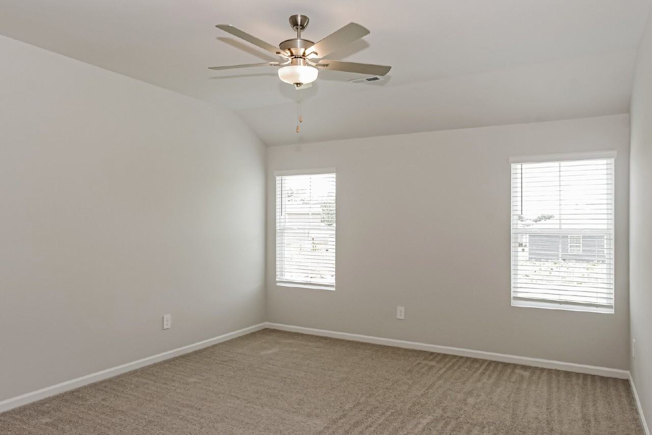 306 Spanish Moss Court - Photo 7 of 16