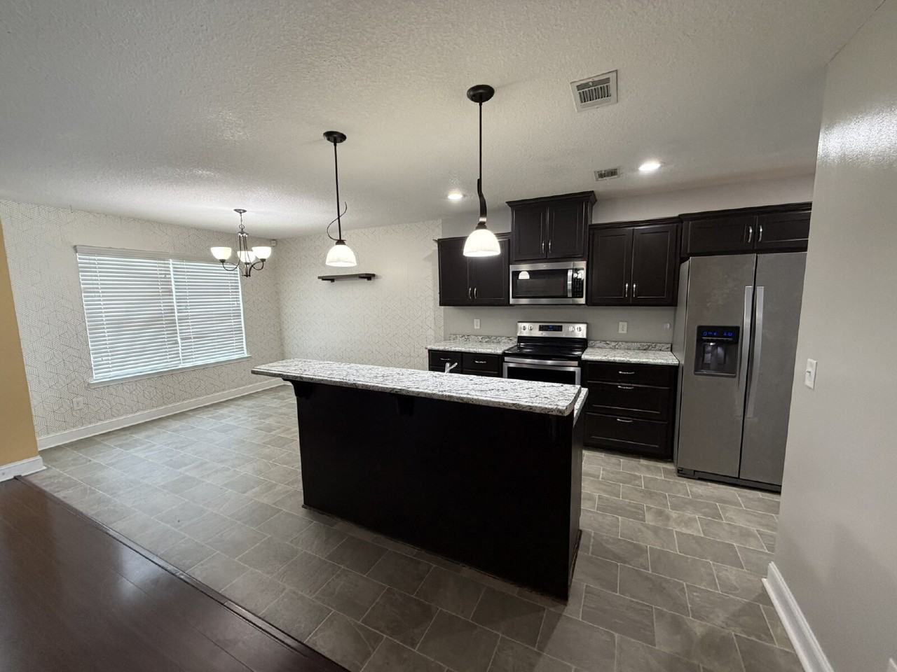 664 Piedmont Ave - Photo 7 of 20