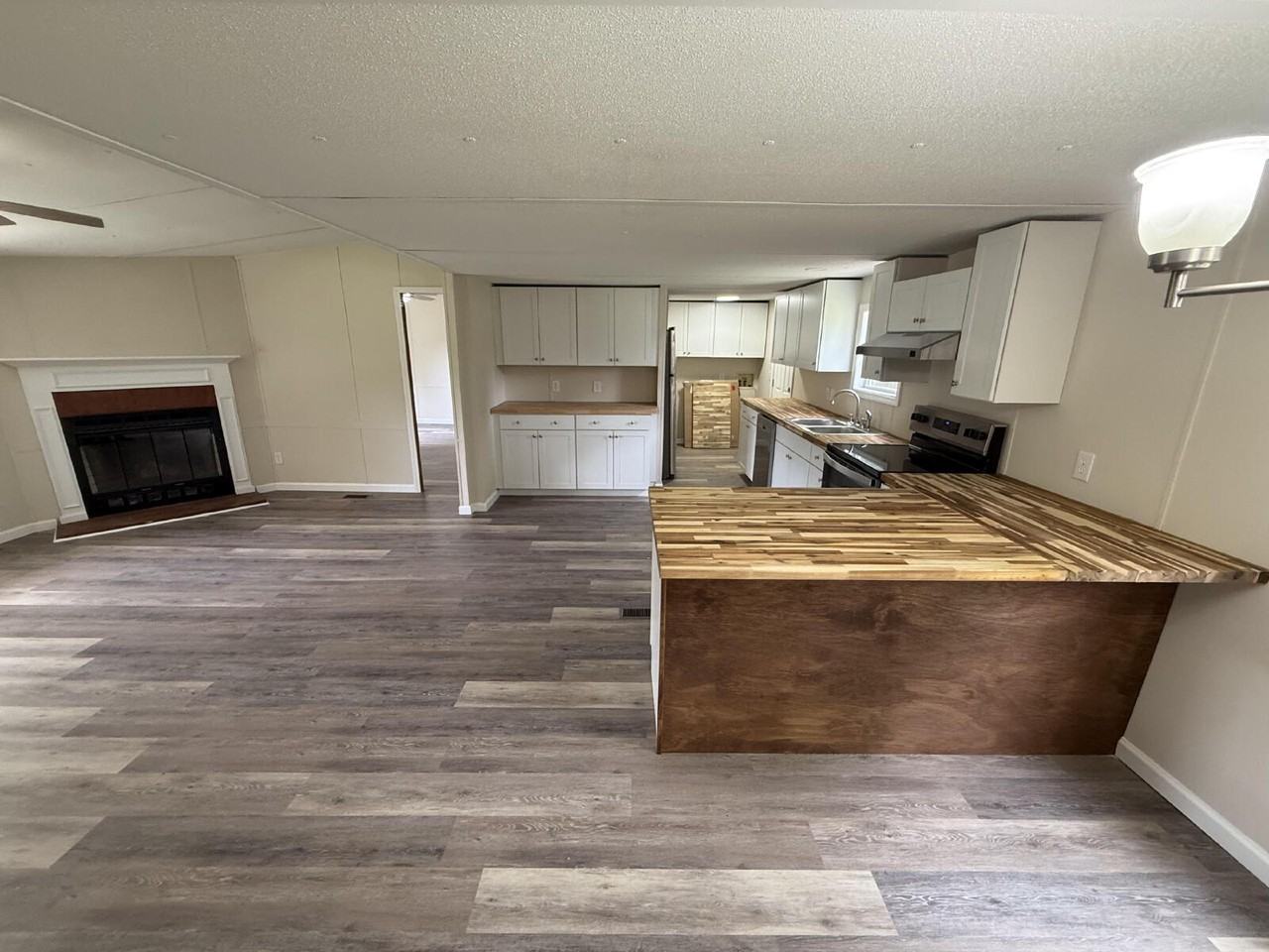 1755 Highway 521 S - Photo 5 of 20