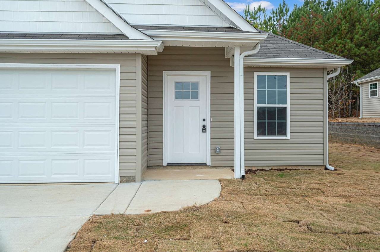 85 Smith Glen Dr - Photo 2 of 49