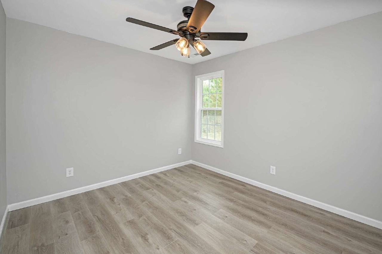 85 Smith Glen Dr - Photo 5 of 49