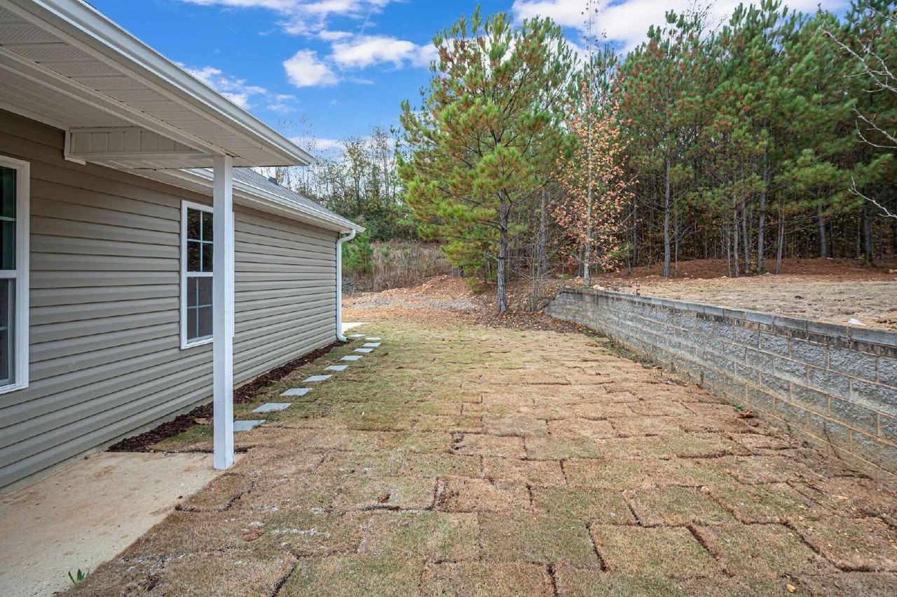 85 Smith Glen Dr - Photo 6 of 49