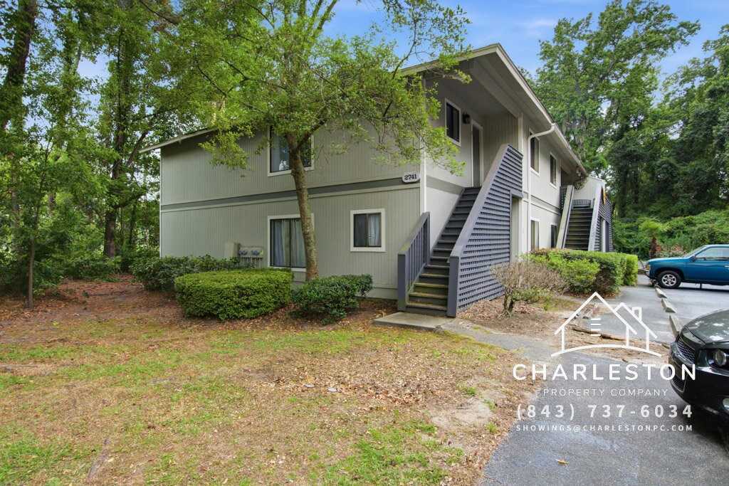 2741 Jobee Dr - Photo 3 of 27