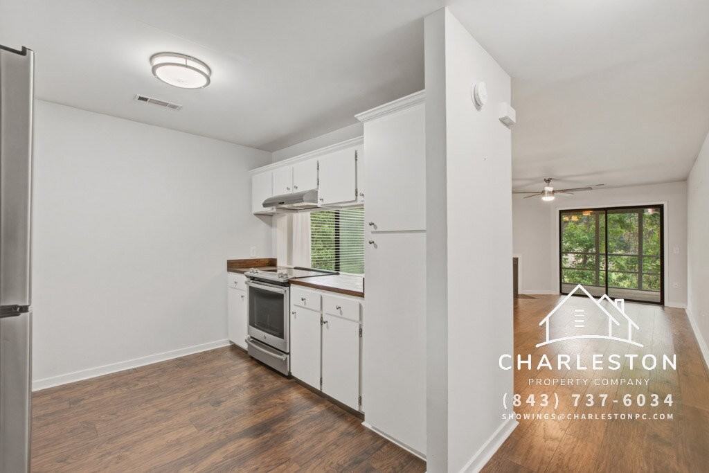 2741 Jobee Dr - Photo 6 of 27