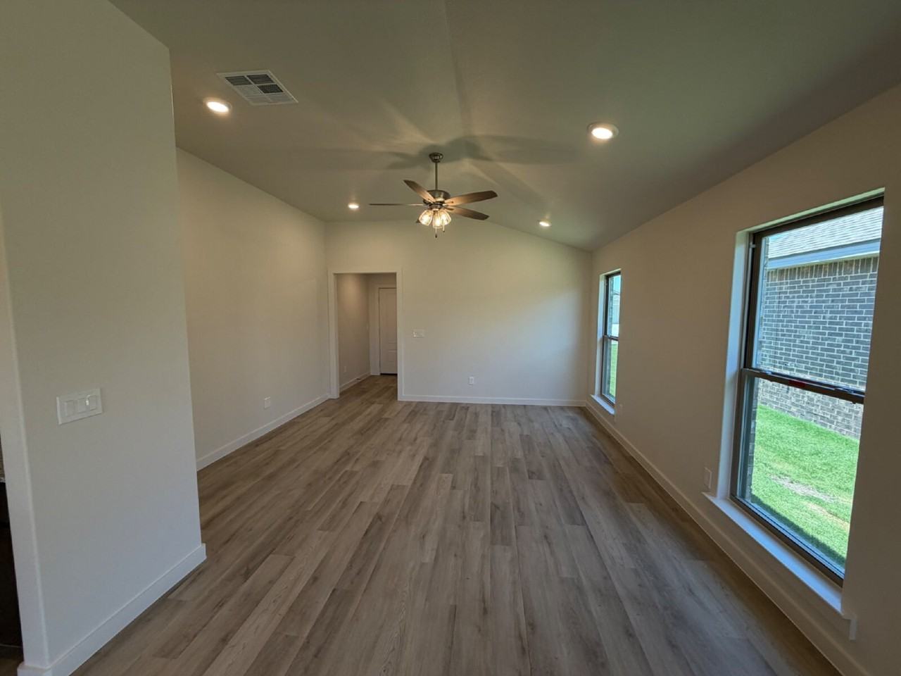 Saratoga Ave - Photo 2 of 12