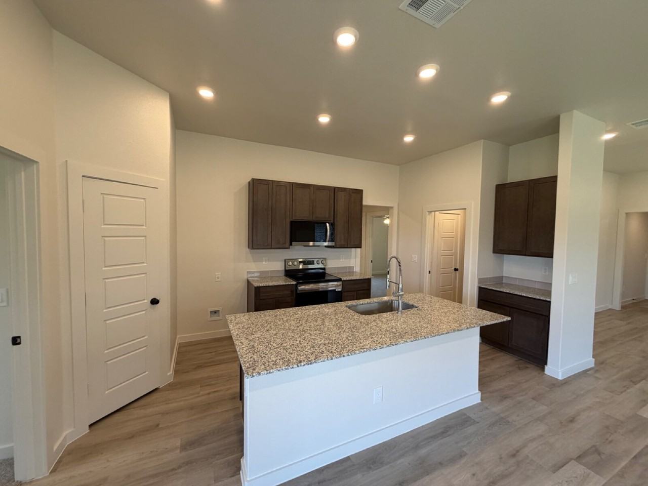 Saratoga Ave - Photo 4 of 12