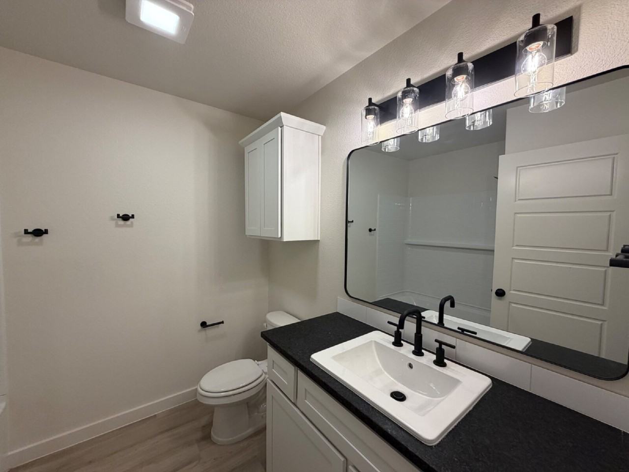 7012 16th St - Photo 5 of 15