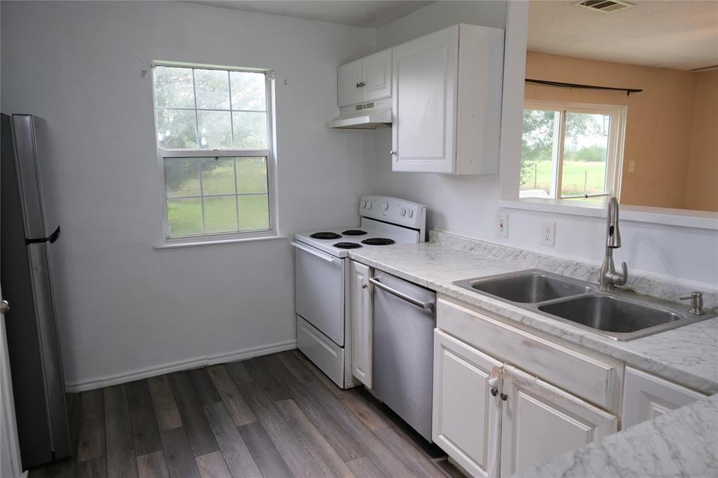 1778 Fm 1704 #C - Photo 3 of 20