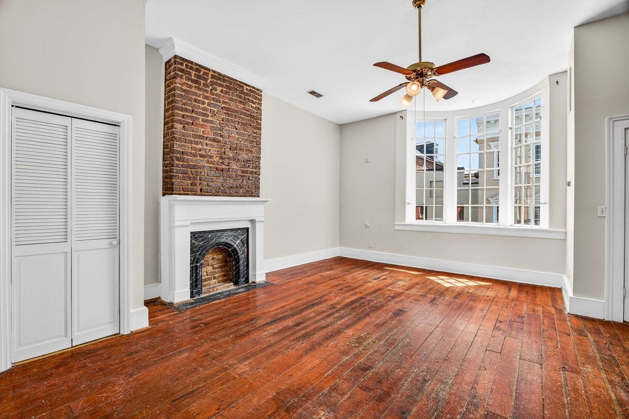 335 King St - Photo 5 of 14