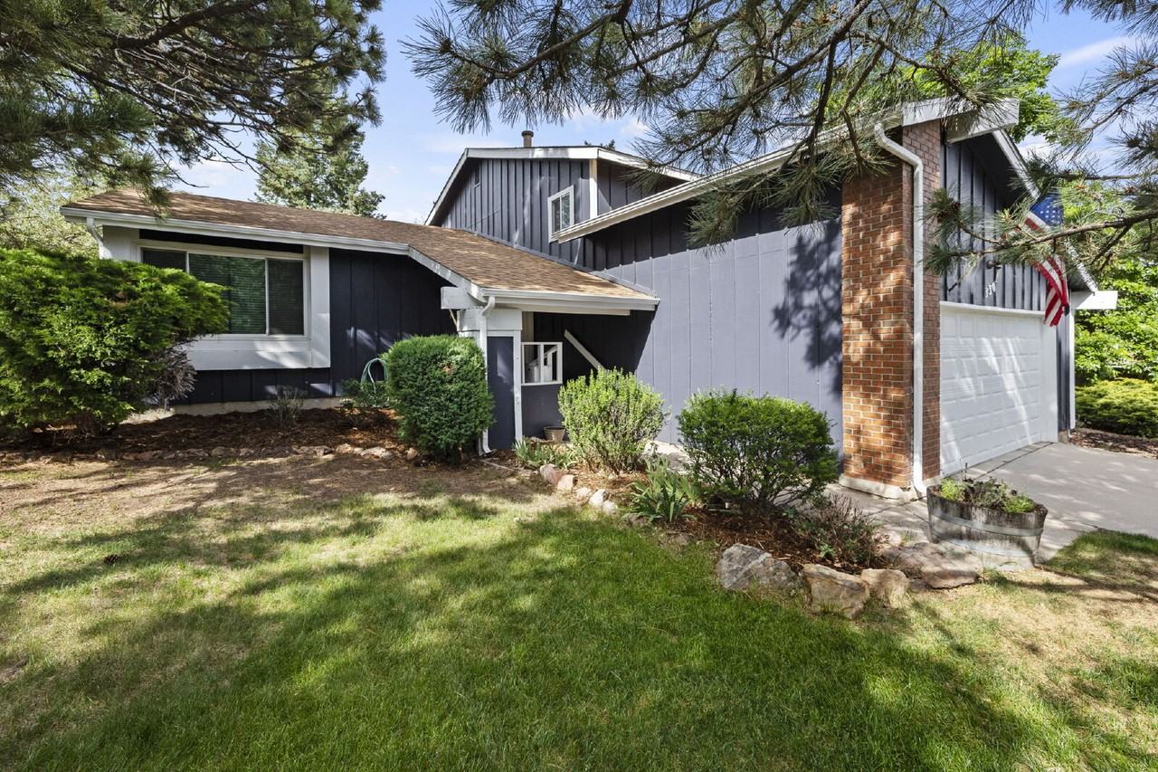830 Red Mesa Dr - Photo 4 of 38