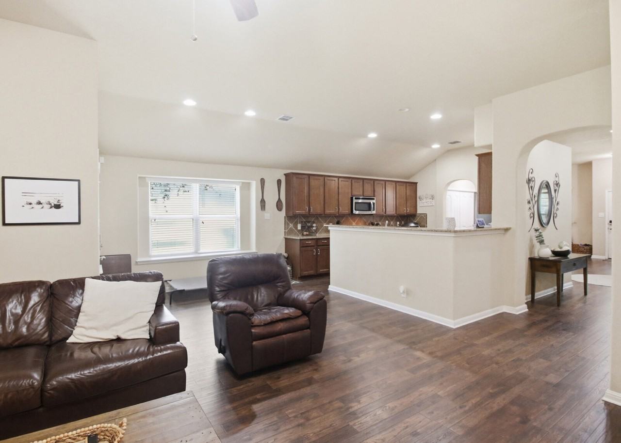 3161 Birch Bnd - Photo 5 of 21