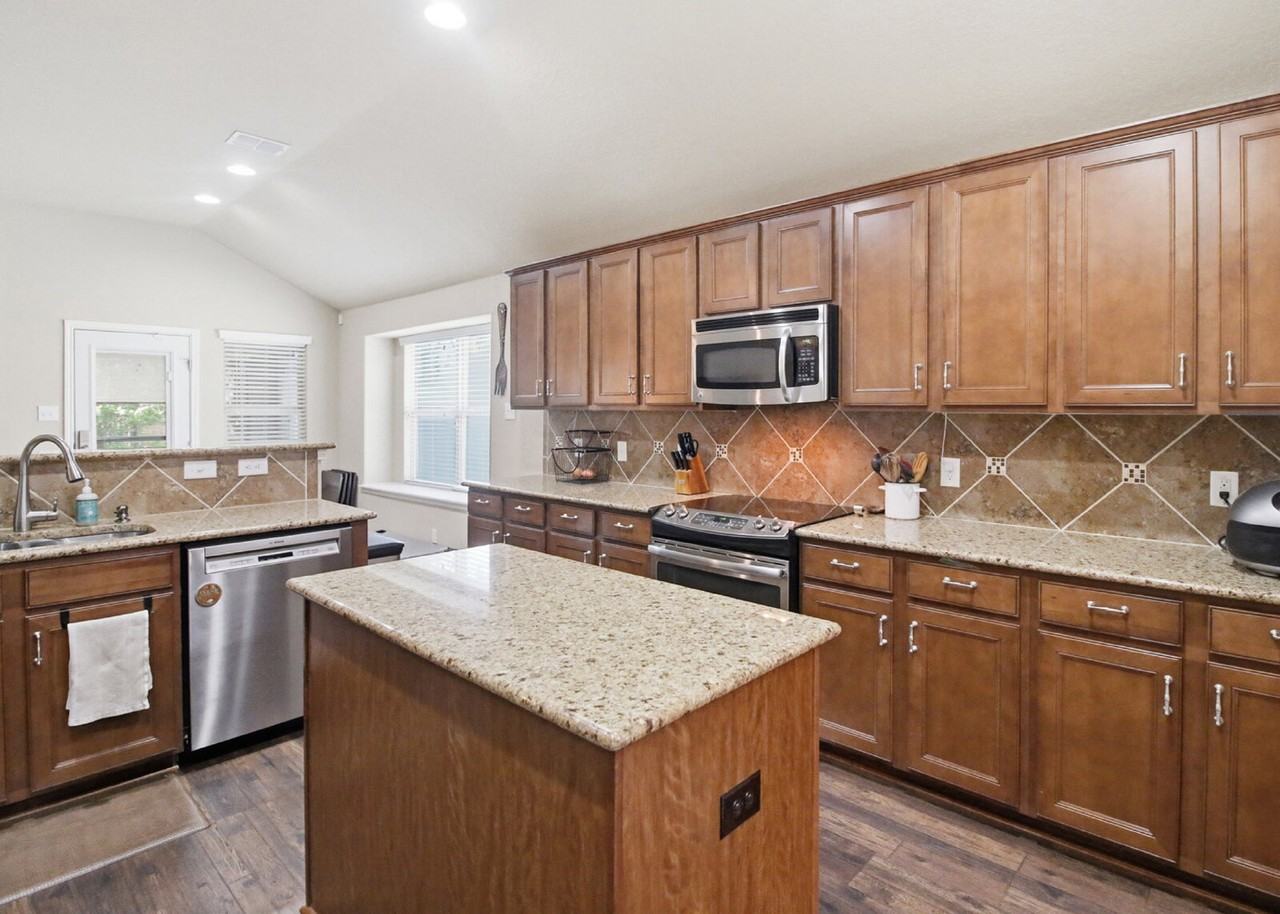 3161 Birch Bnd - Photo 6 of 21