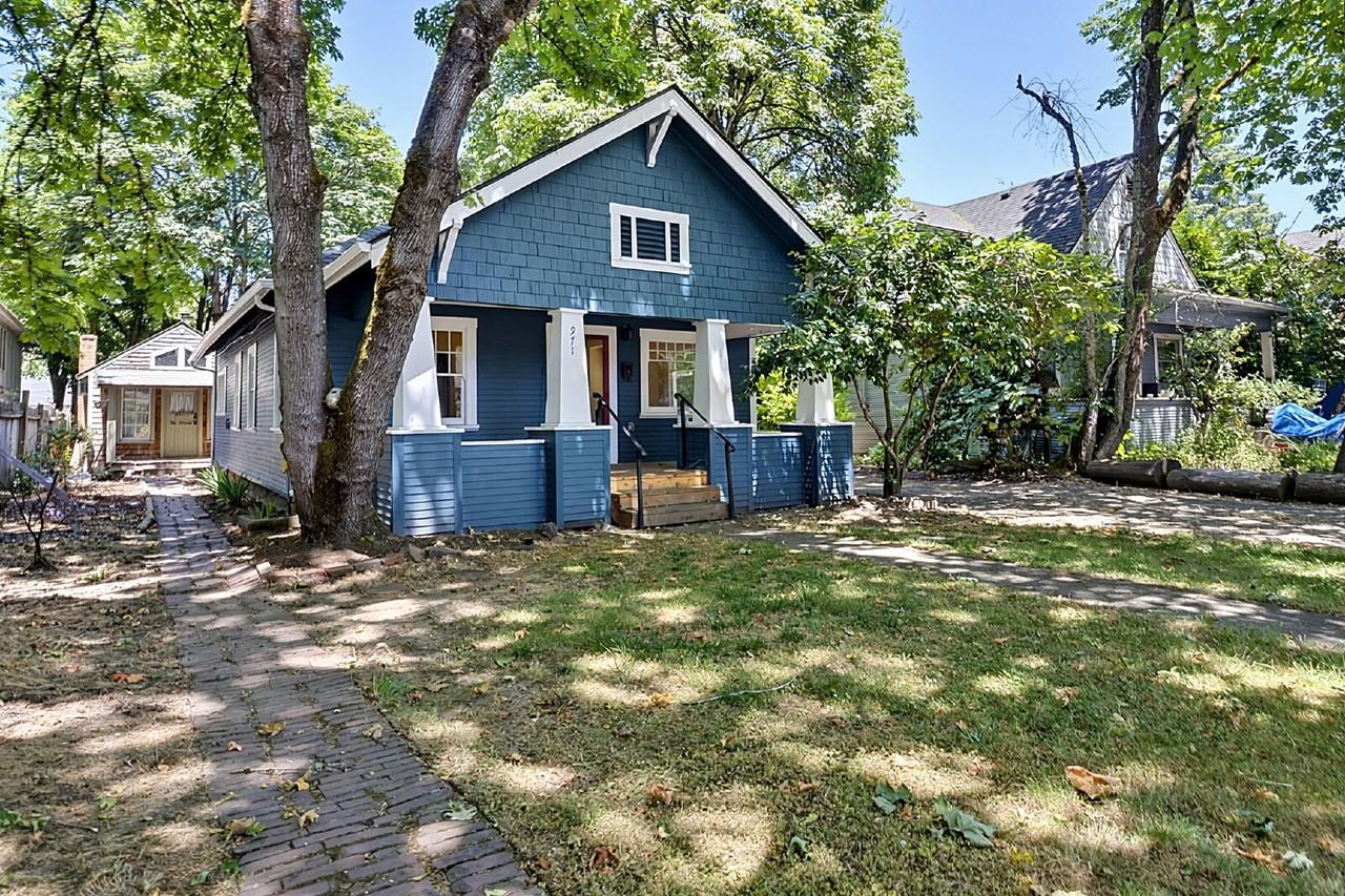 971 W 8th Ave - Photo 2 of 21