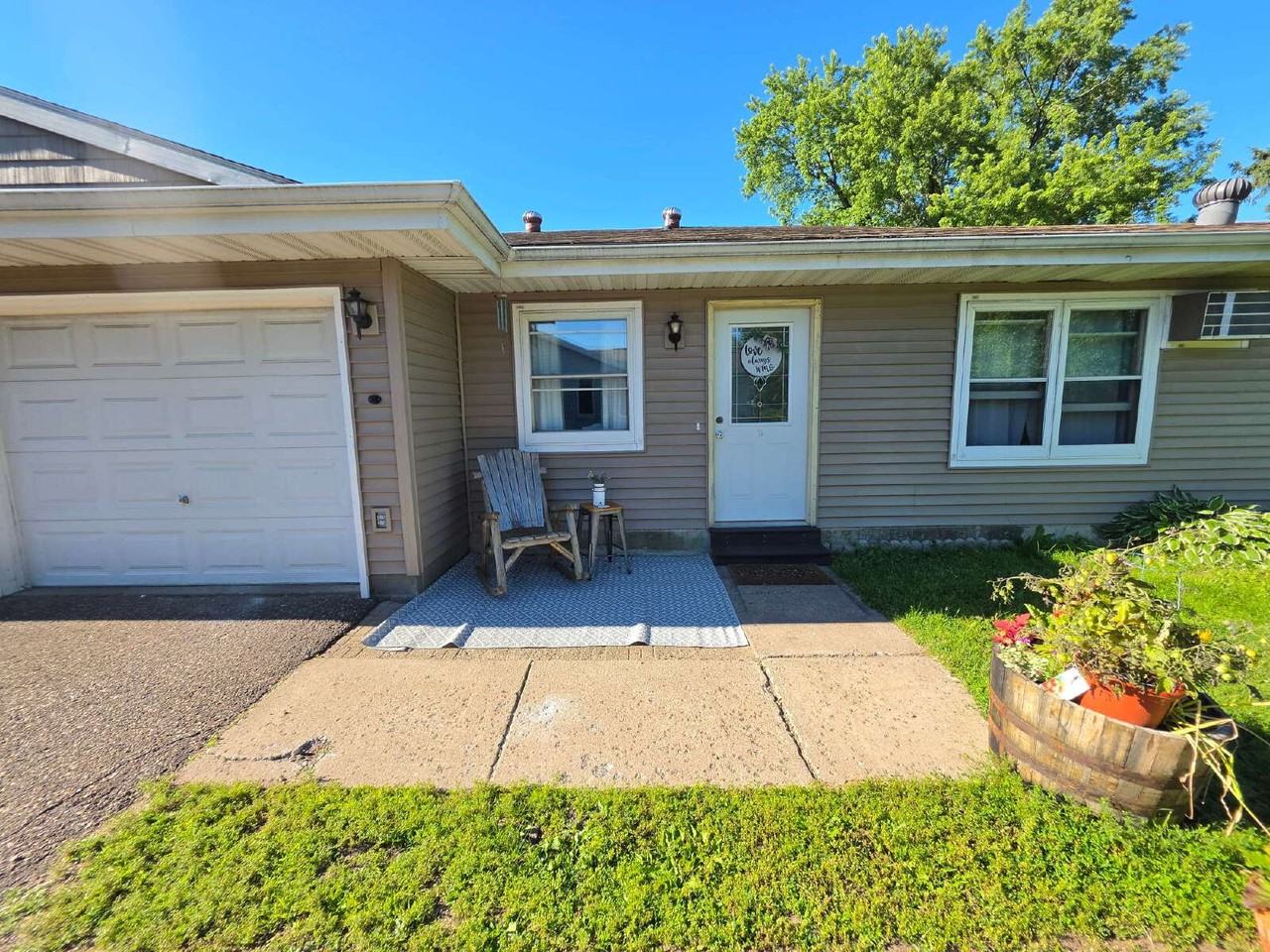 2338 Dorret Rd #D - Photo 3 of 25