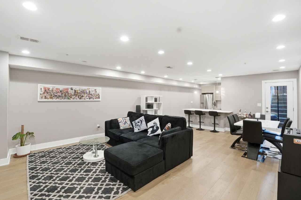 1852 3rd St Nw #A - Photo 7 of 17