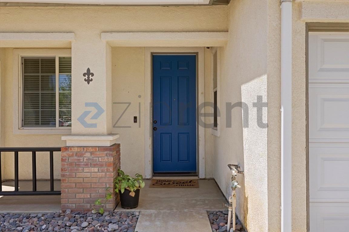 26179 Beech Dr - Photo 5 of 47