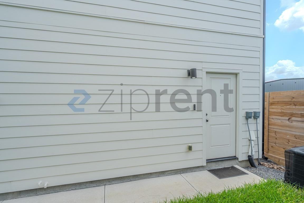 4610 Indie Heights Ln #A - Photo 6 of 27