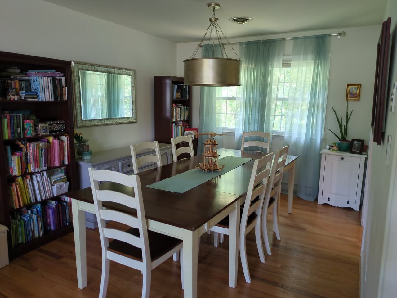 616 Oak Dr - Photo 4 of 10
