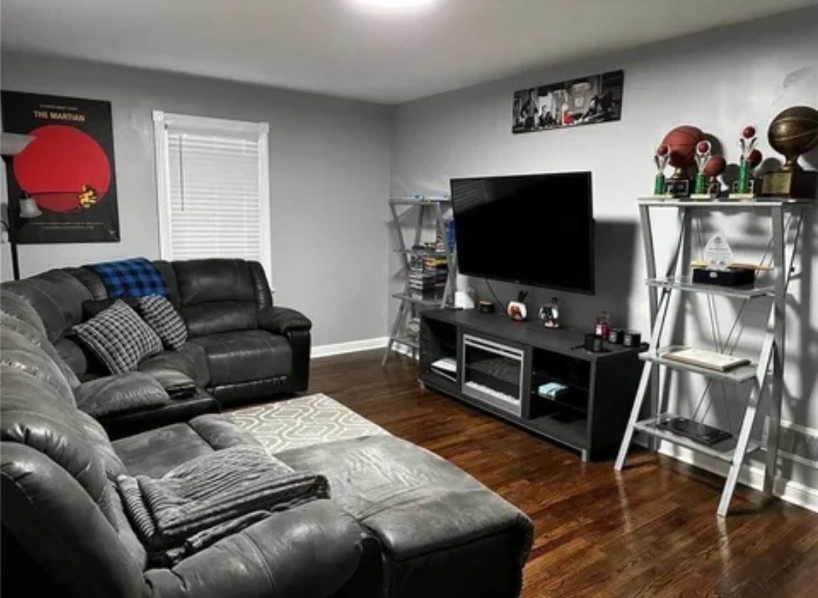 251 Jerold St - Photo 3 of 15