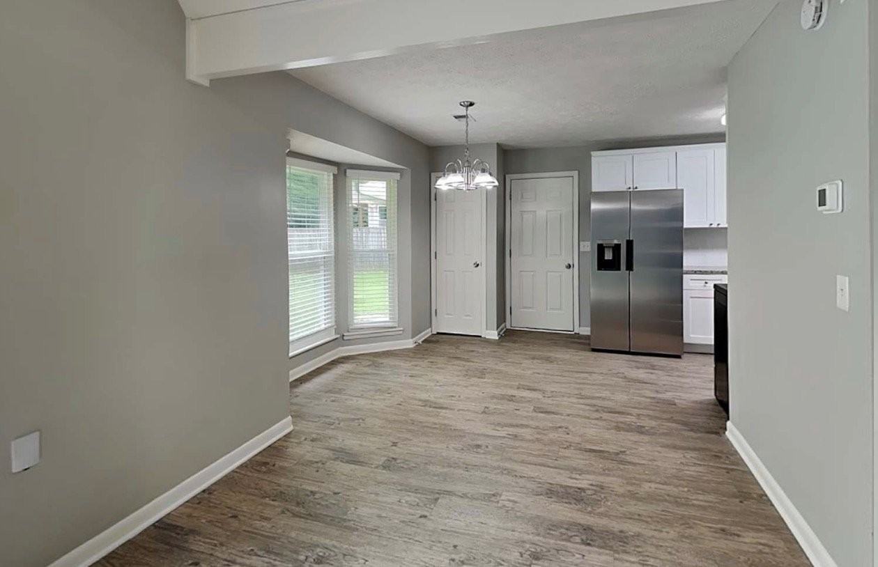 2621 Hereford Ct Sw #1 - Photo 5 of 10