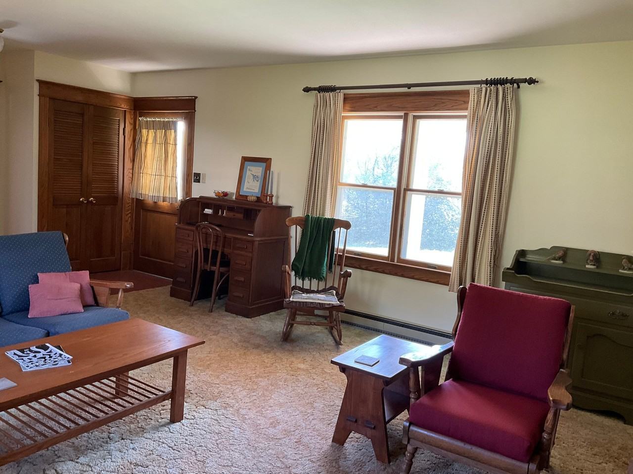 11824 Meeting House Rd - Photo 2 of 17