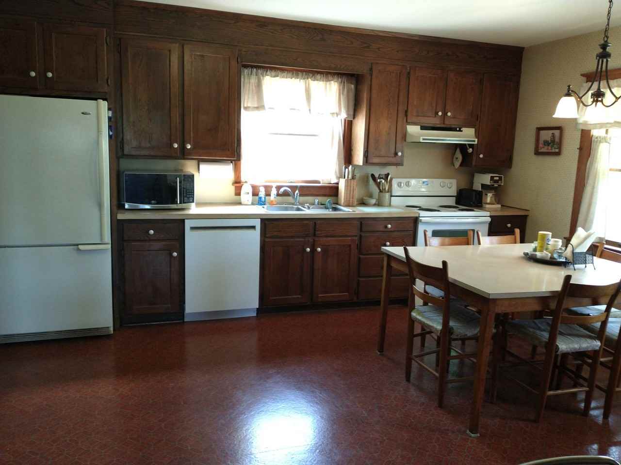 11824 Meeting House Rd - Photo 5 of 17
