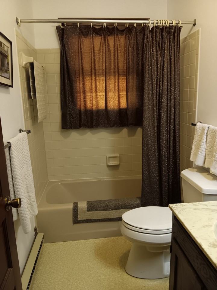 11824 Meeting House Rd - Photo 7 of 17
