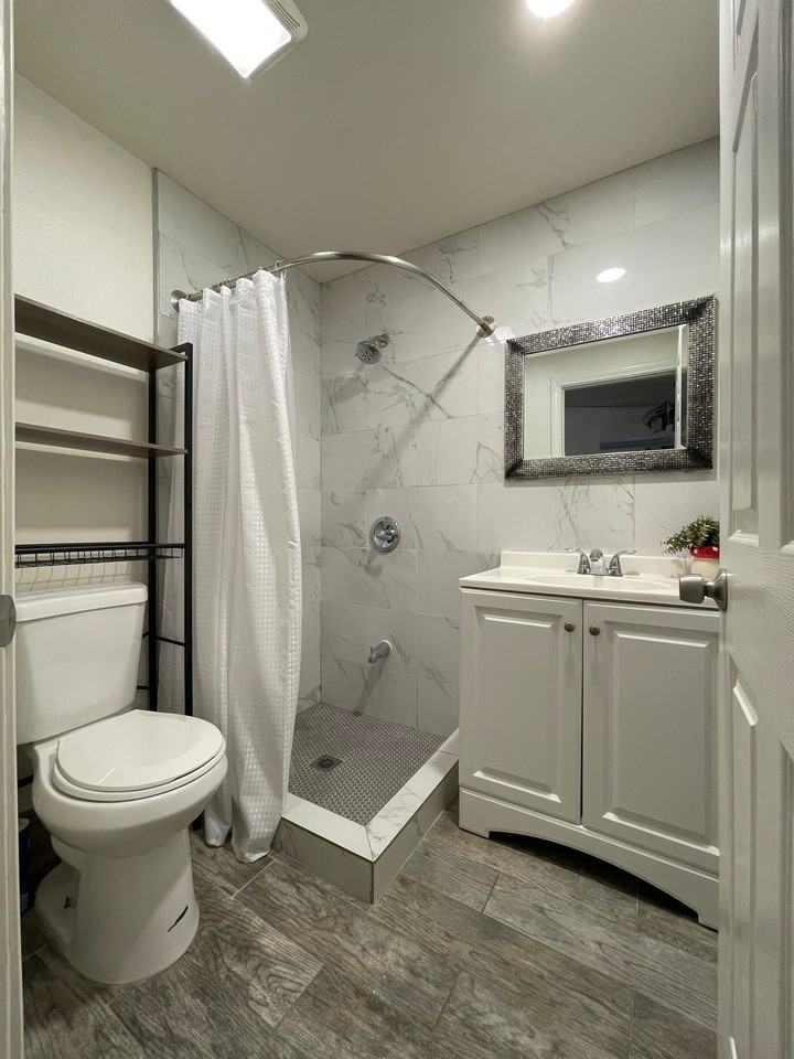 16214 E Edna Pl - Photo 4 of 6
