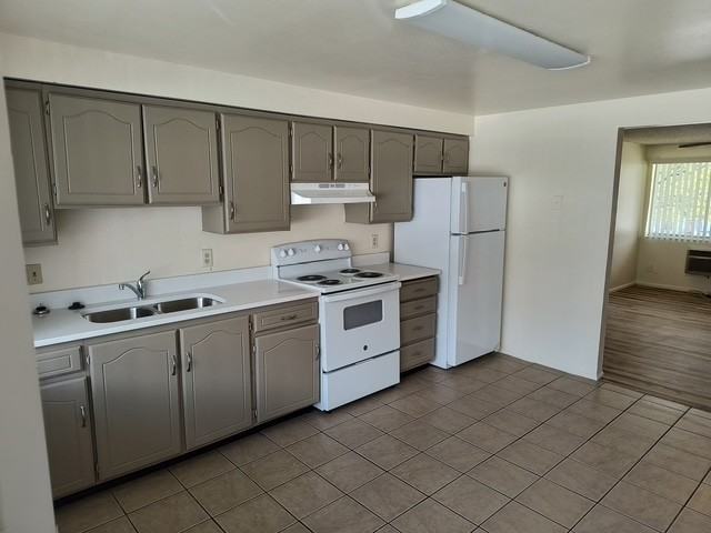 1123 S Graff Cir #1 - Photo 5 of 12