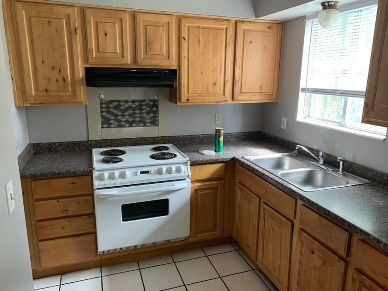 3474 Westlake Cir - Photo 5 of 13