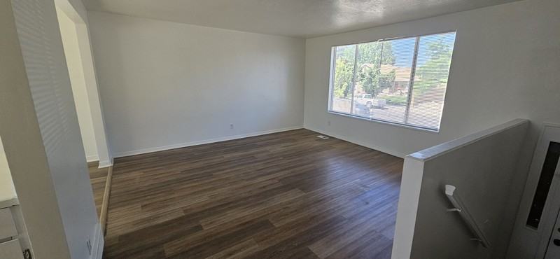 9831 S Darin Dr - Photo 5 of 18