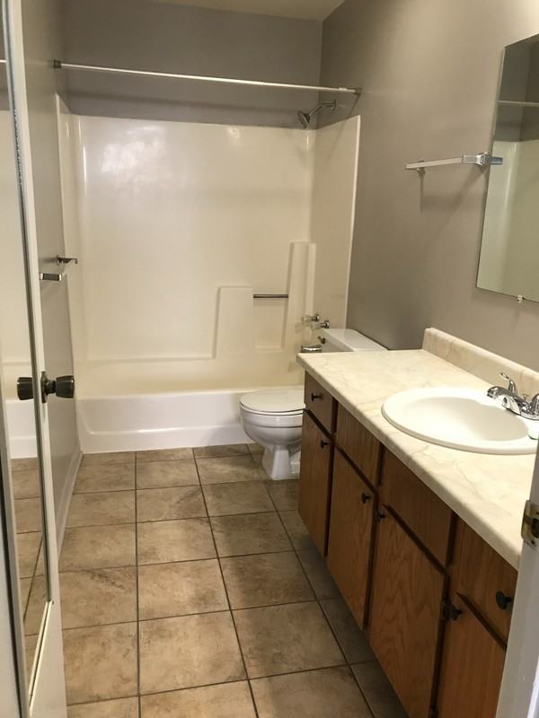 3828 S Camelot Village Ct #1 - Photo 6 of 7