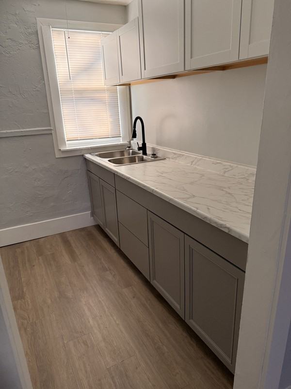 127 W Mead Ave #3 - Photo 3 of 5