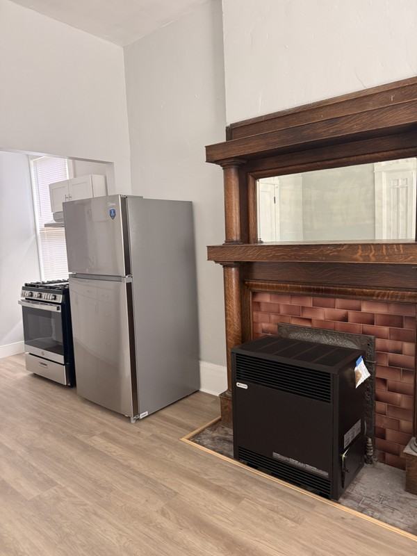 476 W Center St #3 - Photo 3 of 7