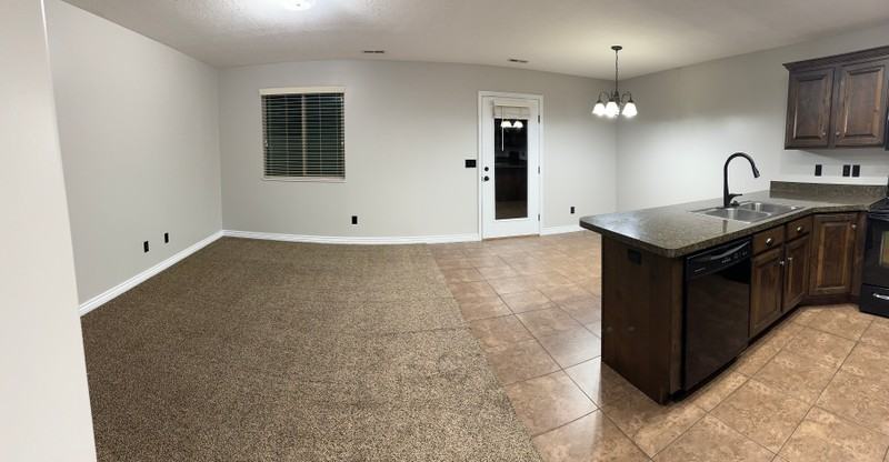 282 Wn - Photo 2 of 17