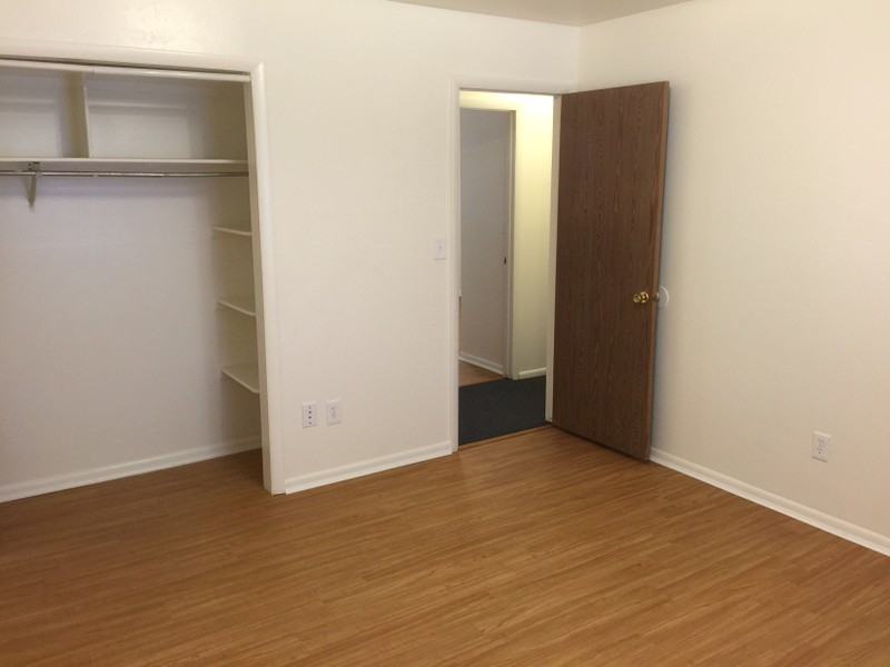 1042 S Ellen Cir #1 - Photo 6 of 7