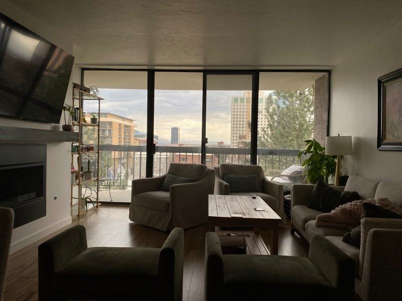 123 E 2nd Ave - Photo 6 of 37