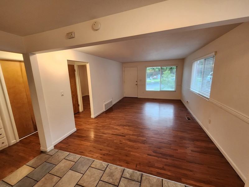 370 F St #1 - Photo 4 of 16